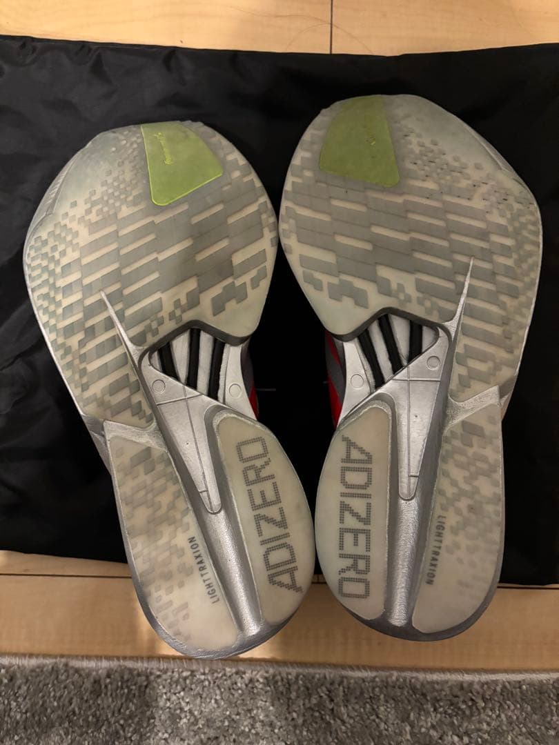 adidas Adizero スパイクシューズ グレー/レッド　26.5cm