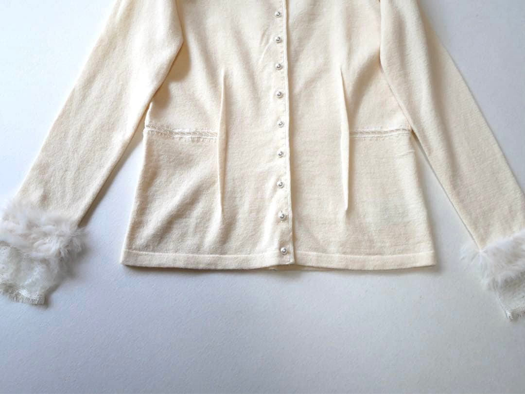 Blumarine レース×ファー パールボタン カーディガン ホワイト