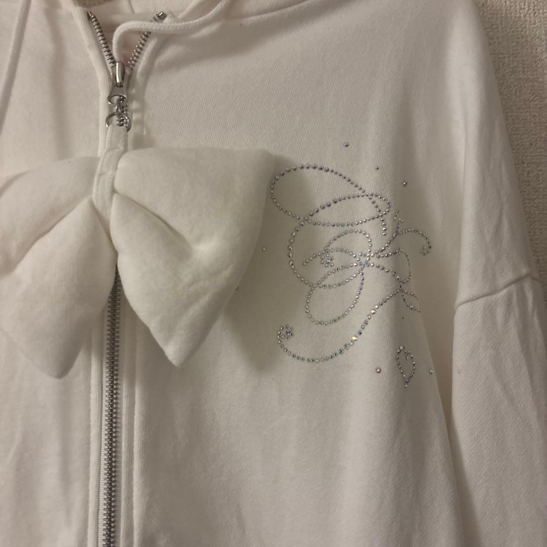 lillilly CATフードリボンパーカー