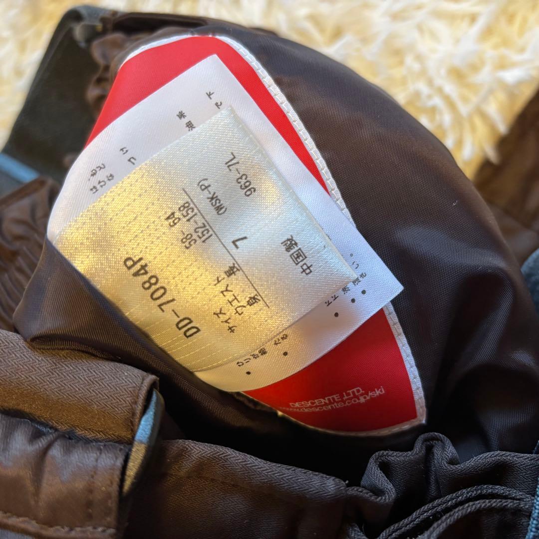 【美品】DESCENTEデサント　レディース　スキーウェア　サイズ7 白茶