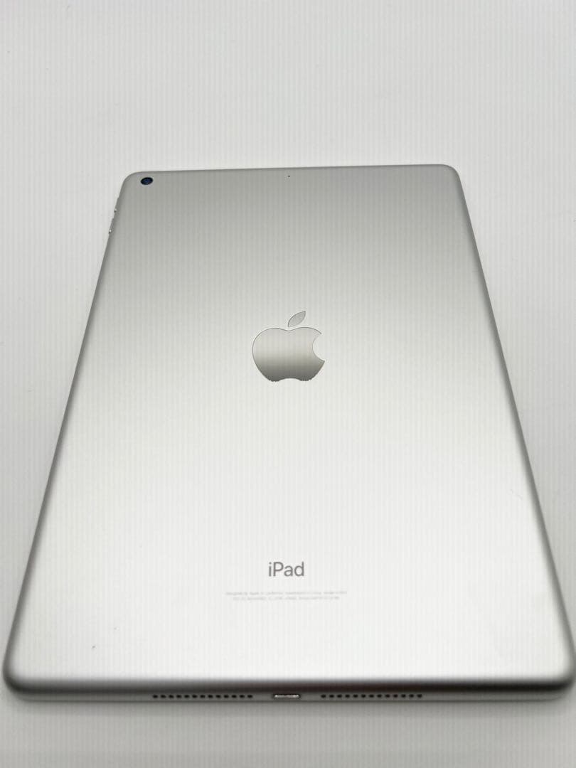 【iPad第6世代128GBwi-fiモデル】iPad本体シルバー