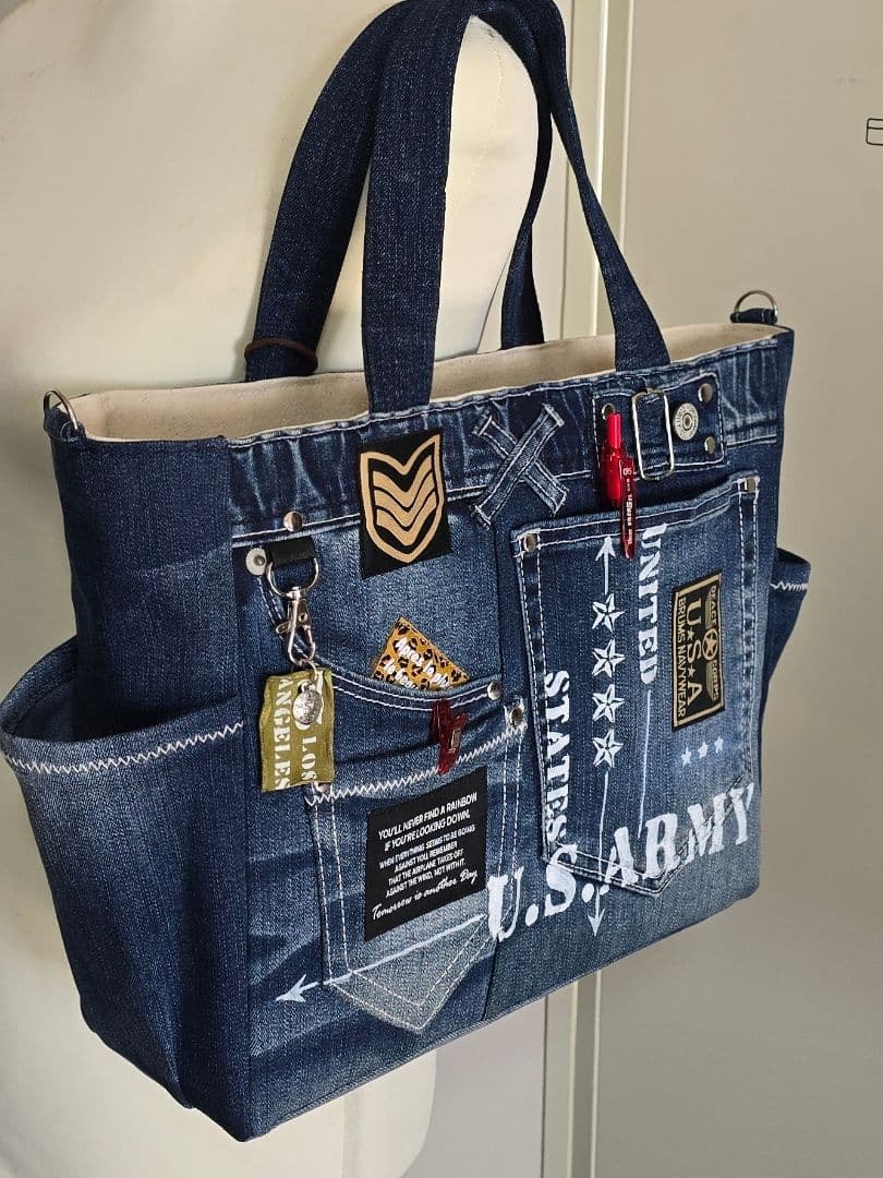 デニムリメイク 大きめ トートバッグ ❀サコッシュ❀ 底板付き