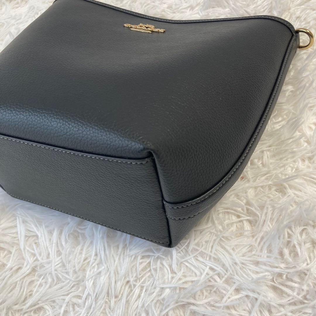 極美品　現行　コーチ　ショルダーバッグ　シティ バケット バッグ　2way 黒