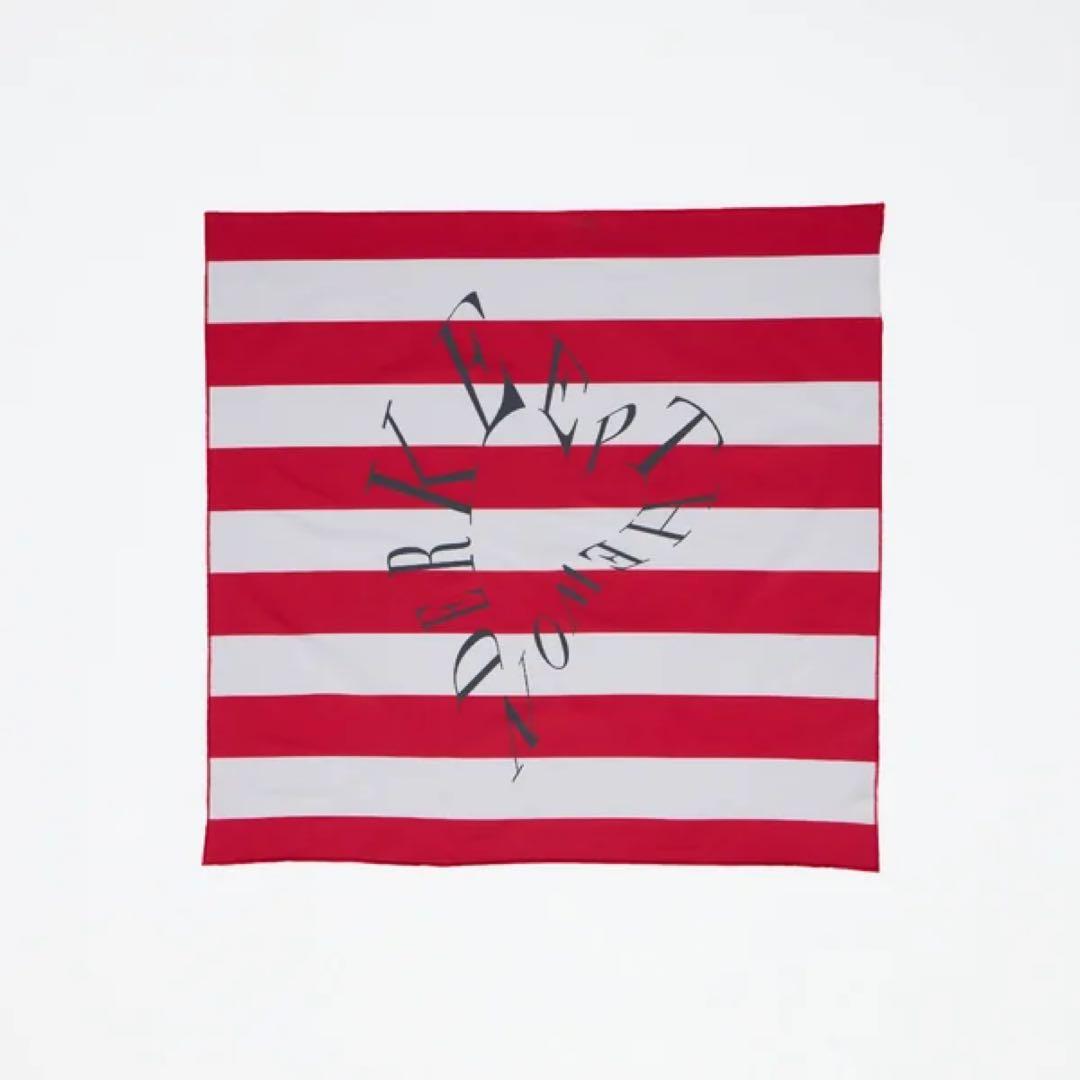 トップス KEEP THE WONDER : BLACK SWEATER & SCARF