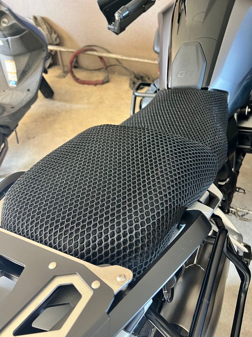 ツアラテック　Cool CoversシートカバーR1250GS