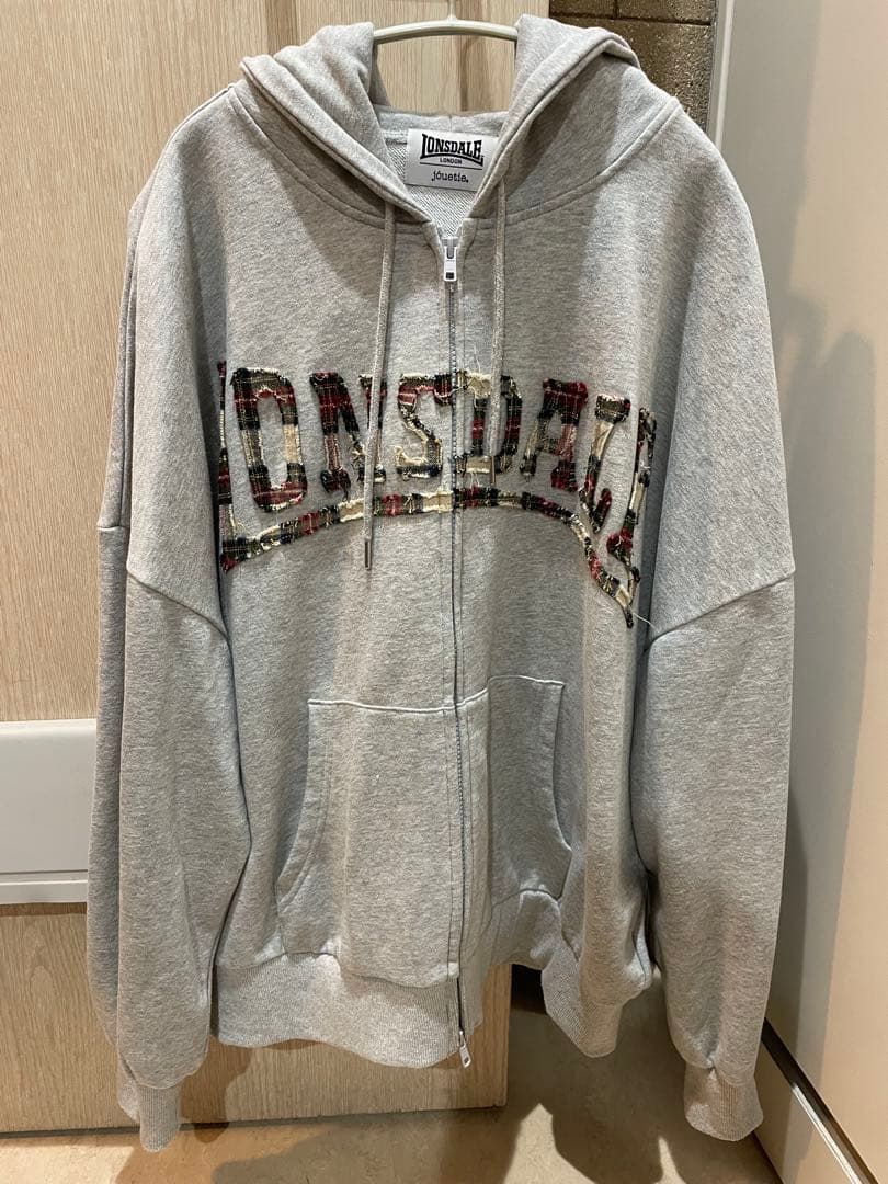 LONSDALE jouetie ロゴZIPフーディー グレー　パーカー