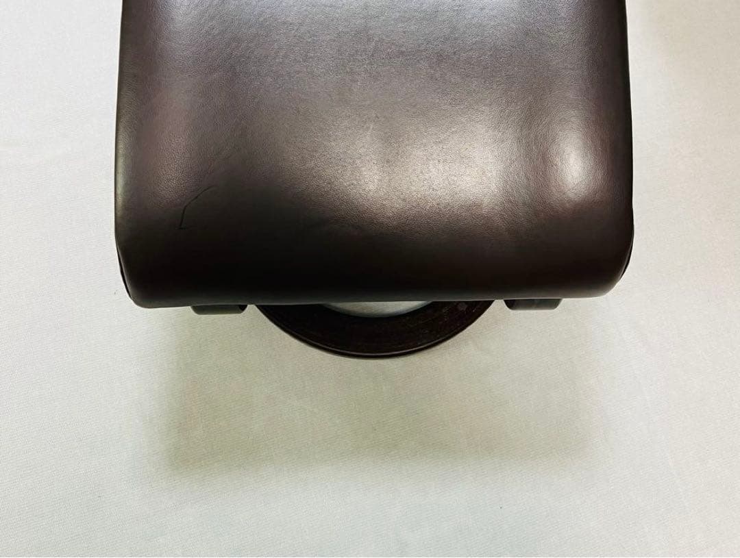 IDC大塚家具Himollaヒモラ　オットマン