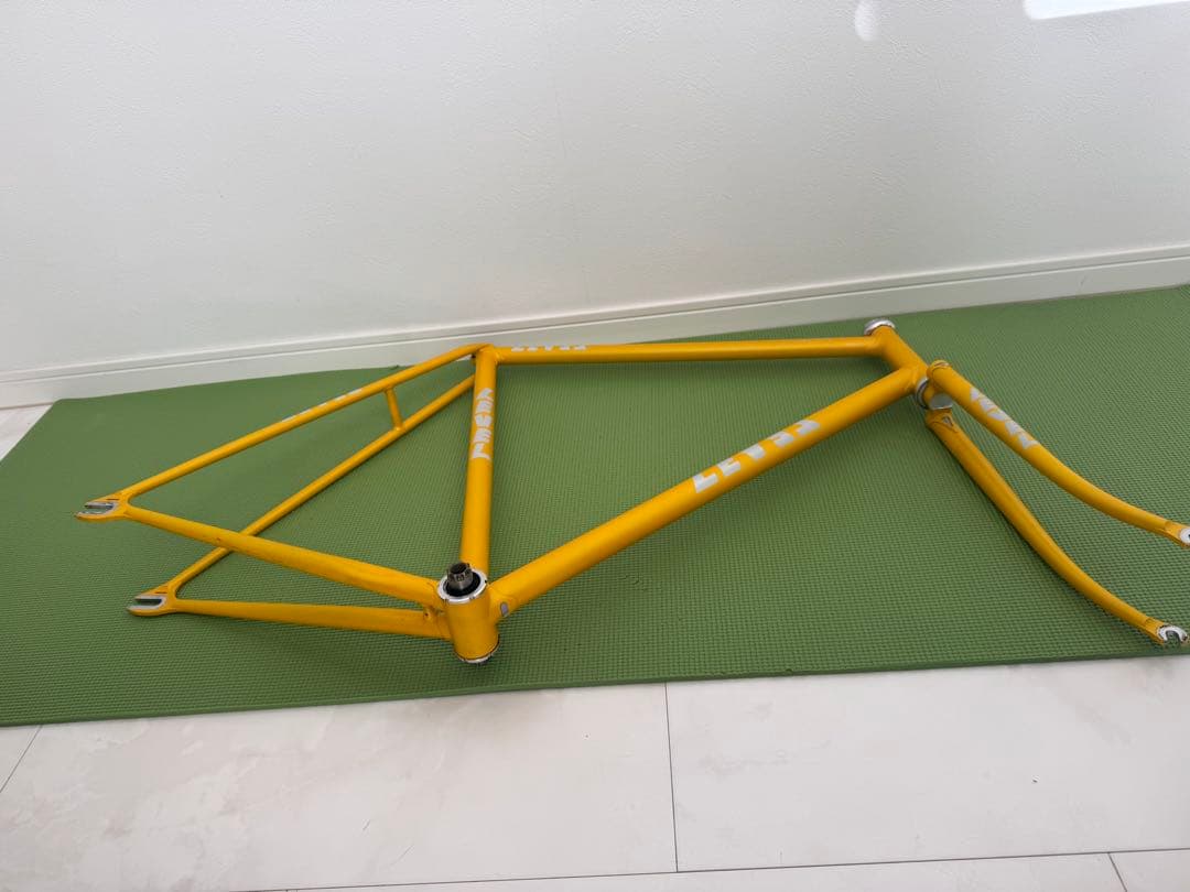 ピスト・シングルスピードフレーム