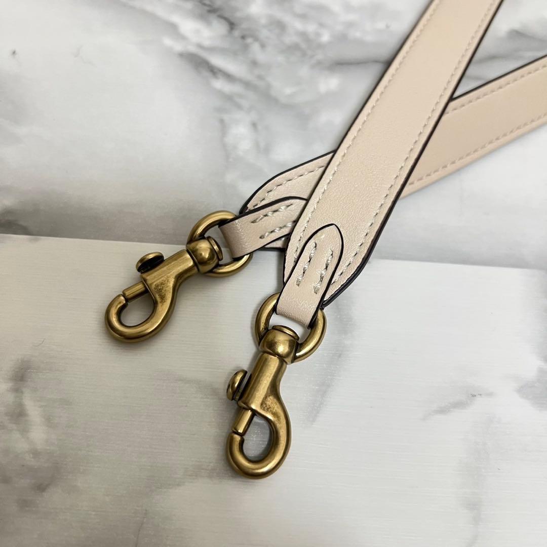 【極美品】コーチ　ミニピロートートバッグ　2way ショルダーバッグ　アイボリー