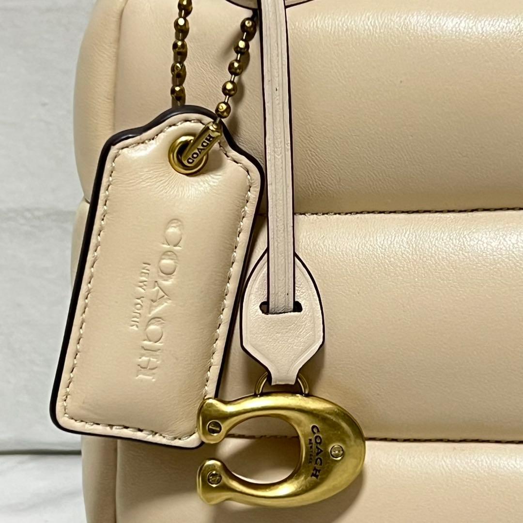 【極美品】コーチ　ミニピロートートバッグ　2way ショルダーバッグ　アイボリー