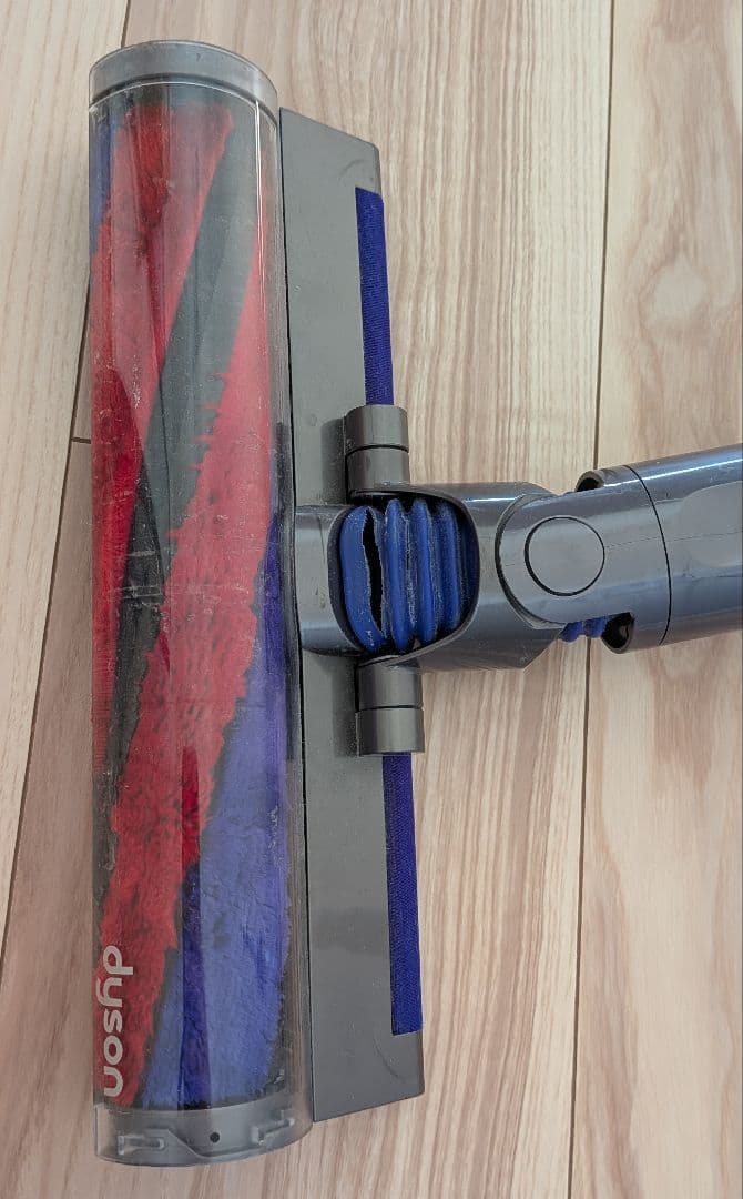 Dyson Digital Slim Fluffy掃除機 稼働確認済み、破損あり