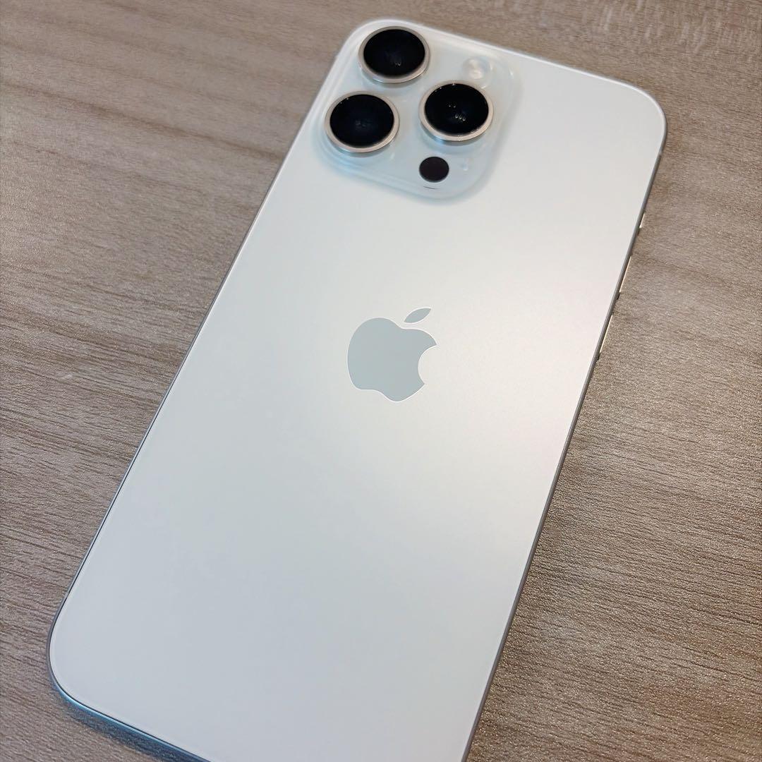 iPhone15 ProMax シルバー 512GB SIMフリー