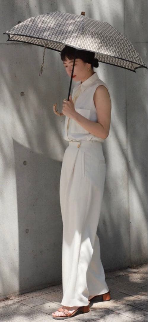 VERMEIL par ienaモノグラムロゴで仕立てた別注折りたたみ傘晴雨兼用