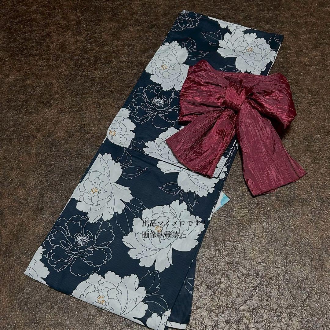浴衣　大きめサイズ　浴衣 3L 牡丹　濃紺　兵児帯エンジ　2点　新品　0713④