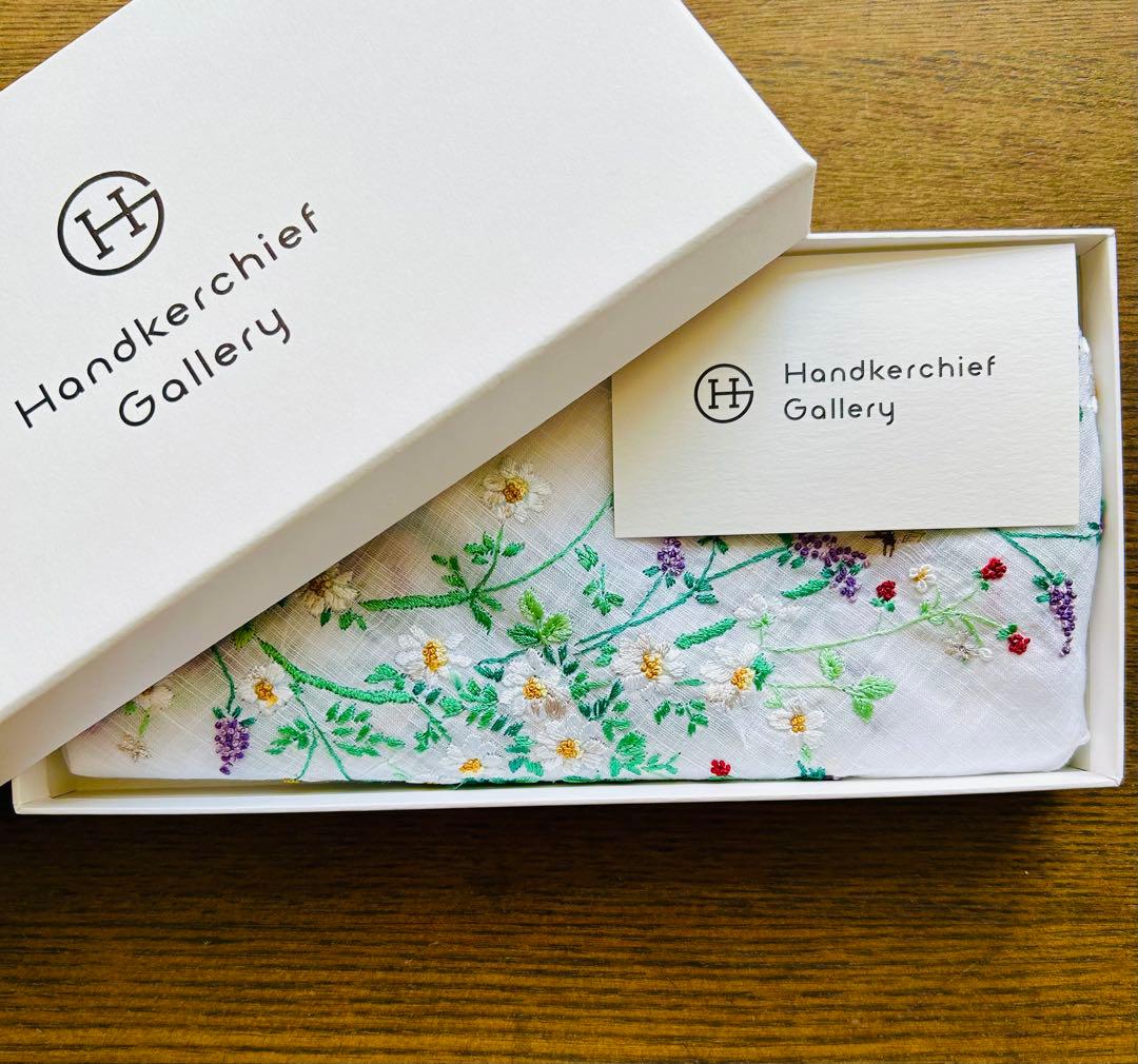手刺繍ハンカチ　「マイガーデン」ポアンポアン