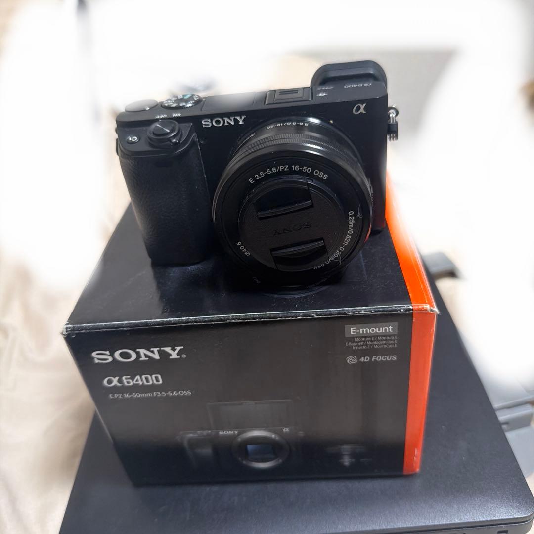 N*k様 Sony α6400 E PZ 16-50mm レンズ付き