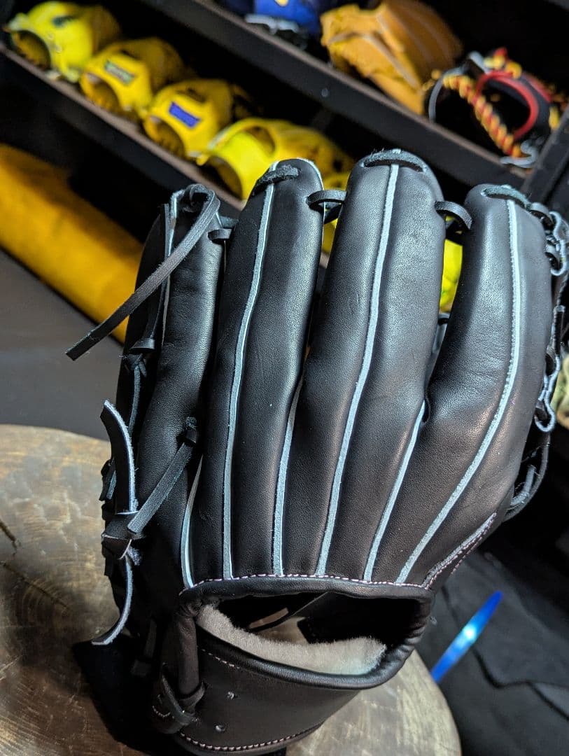 硬式野球用 黒レザーグローブ