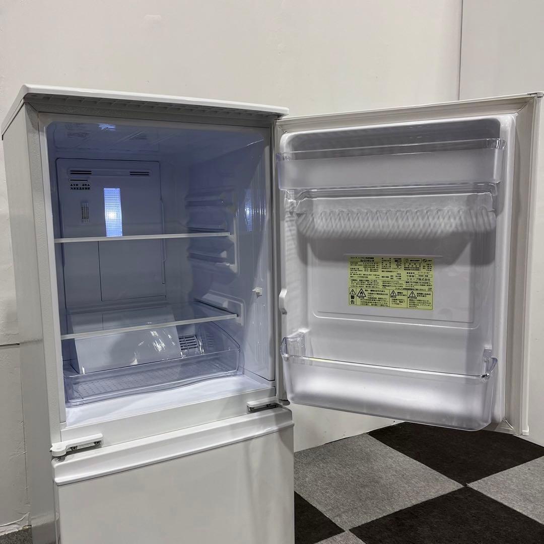 三姉妹の母様依頼品 生活家電2点セット Se098洗濯機のみ　De095 冷蔵庫