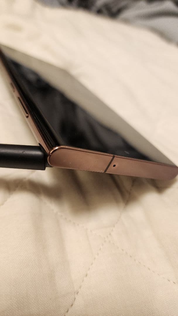 よ*ね様 docomo Galaxy S22 Ultra バーガンディ 液晶スジ