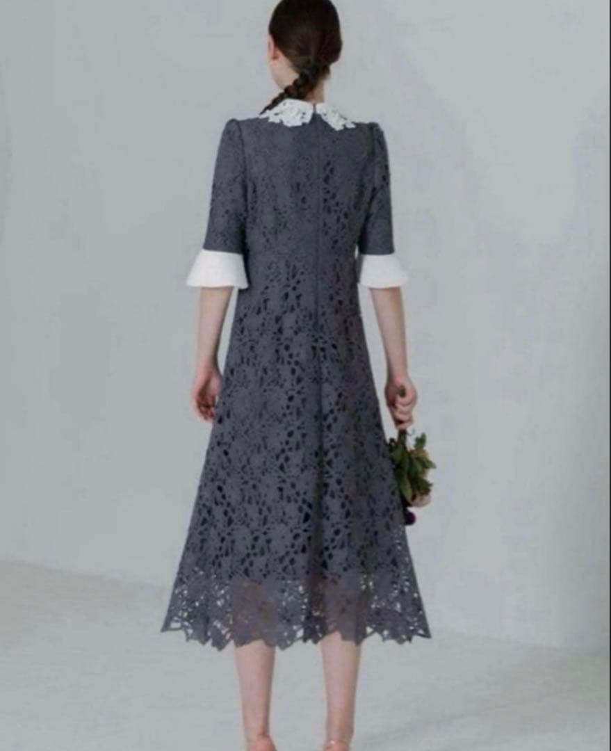 【LEJA】花柄レースビジューカラーAラインドレスワンピース M 美脚効果結婚式