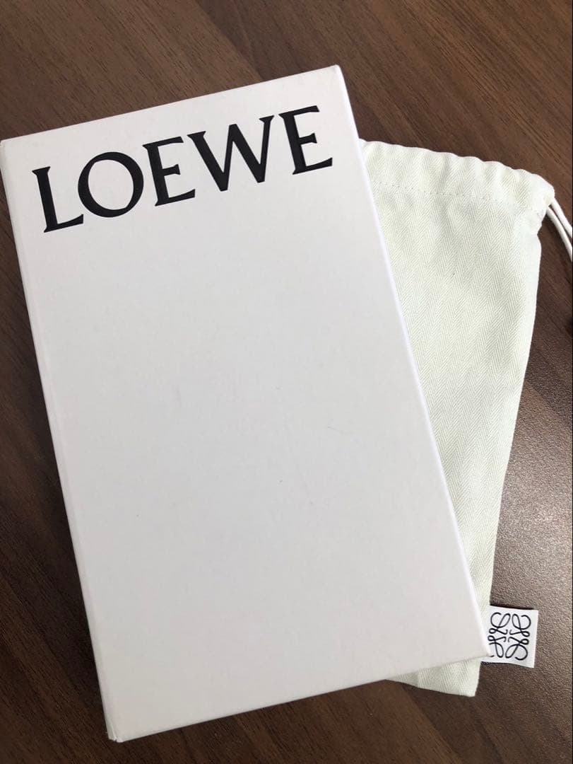 LOEWE グリーン レザー 長財布