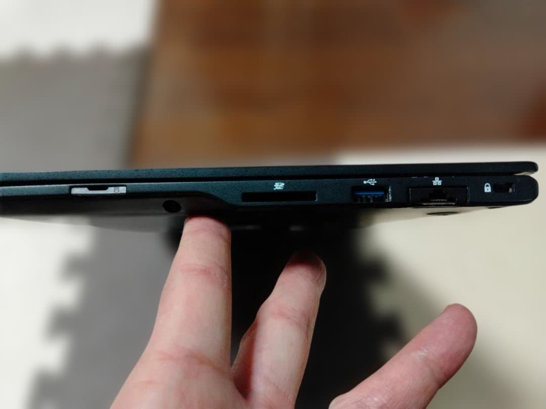 LIFEBOOK U9310/D i5 （10310U） 8GBジャンク