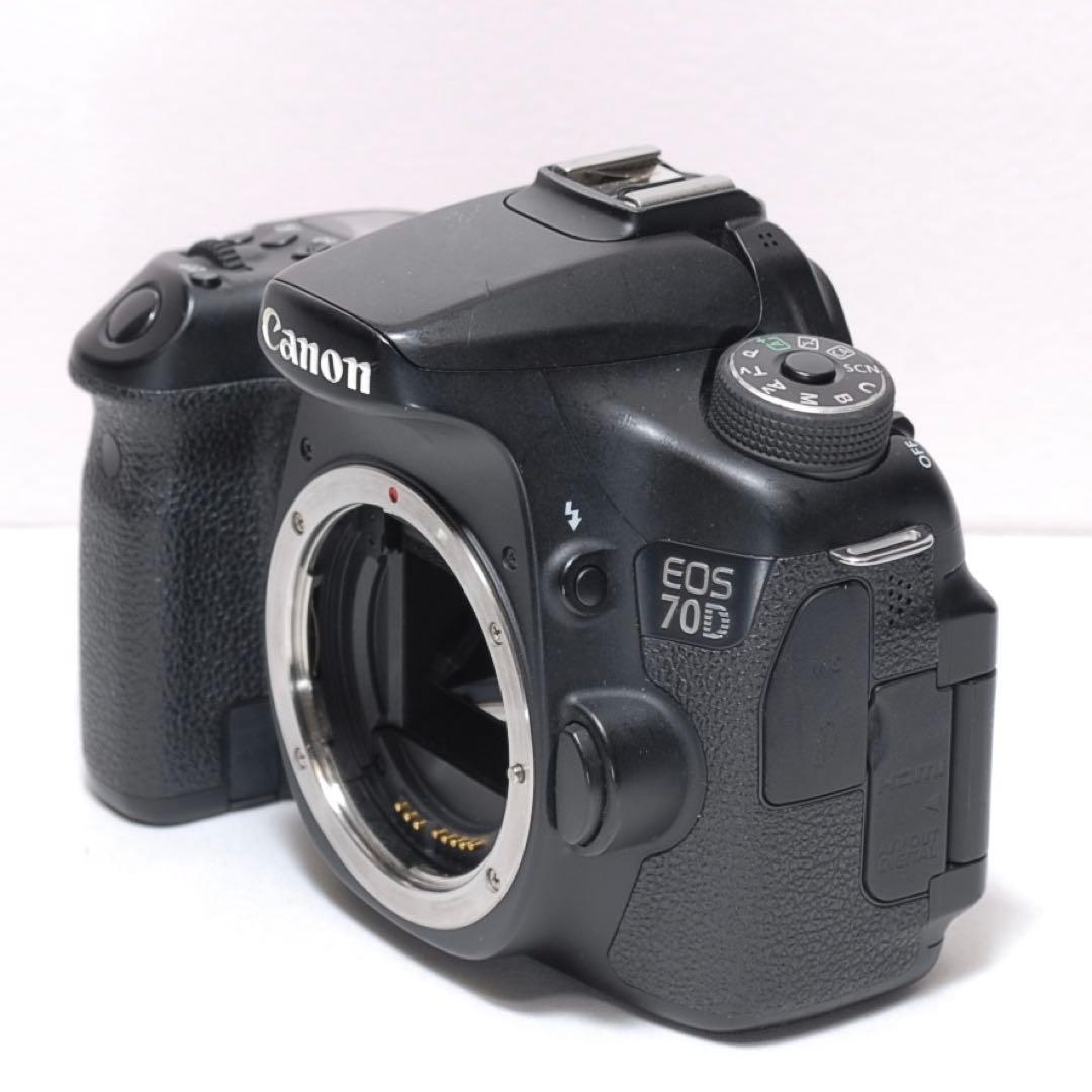 ✨Wi-Fi機能搭載✨Canon EOS 70D✨シングルレンズ✨カメラバッグ付