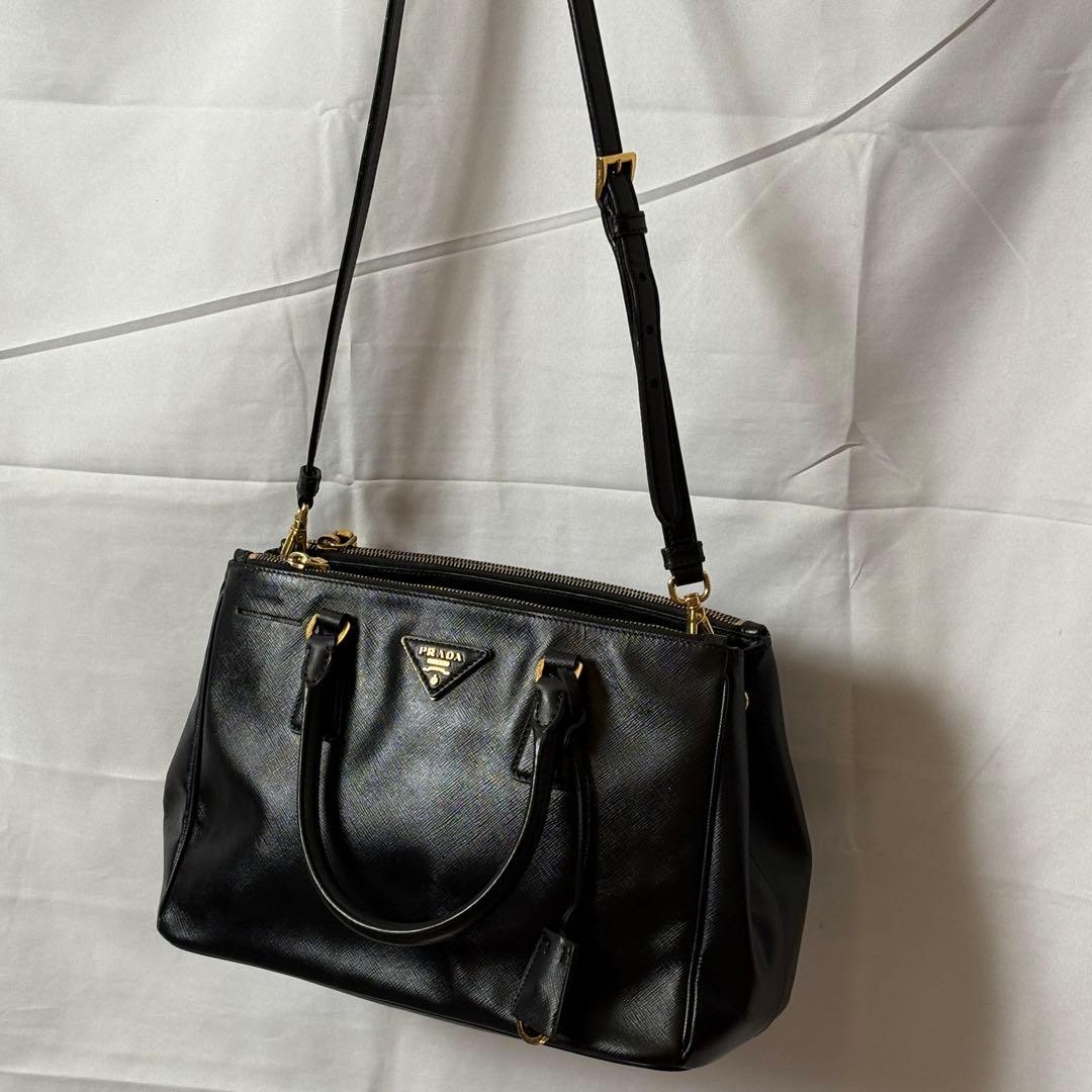 PRADAサフィアーノLUX2WAY黒ゴールド金具BN1801 ギャランティ付き