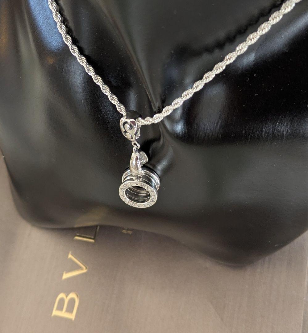 ブルガリ ビー・ゼロワン シルバー ペンダントトップ ネックレス ケース付