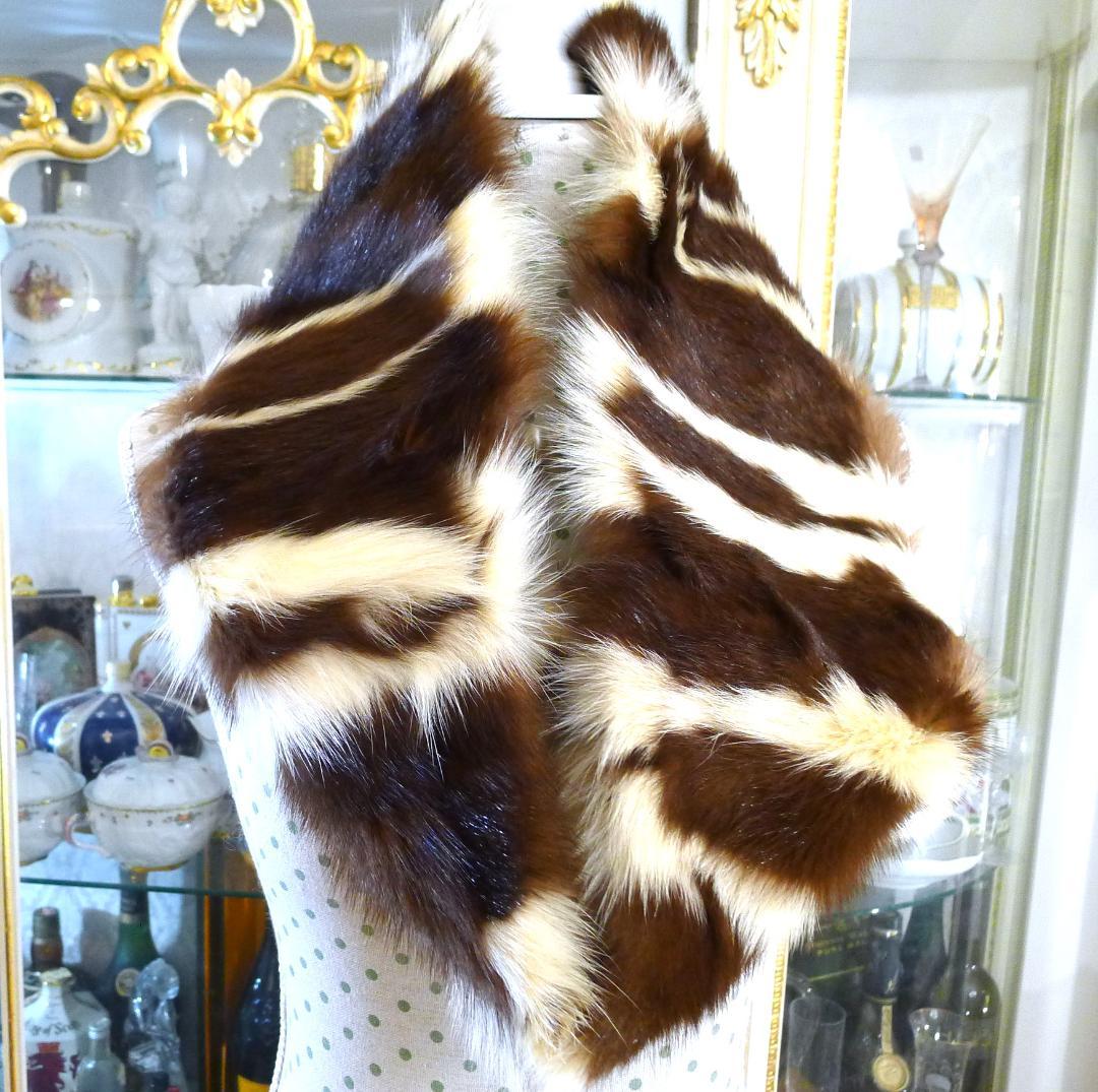 【FENDI】ブラウン＆ホワイト ウィーゼルFURスヌード未使用新品（専用箱付）