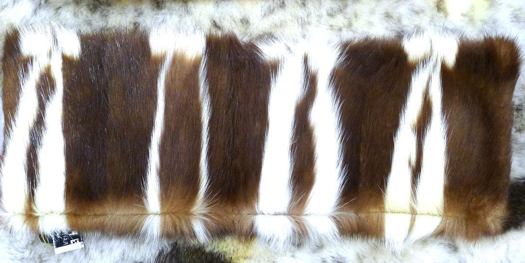 【FENDI】ブラウン＆ホワイト ウィーゼルFURスヌード未使用新品（専用箱付）