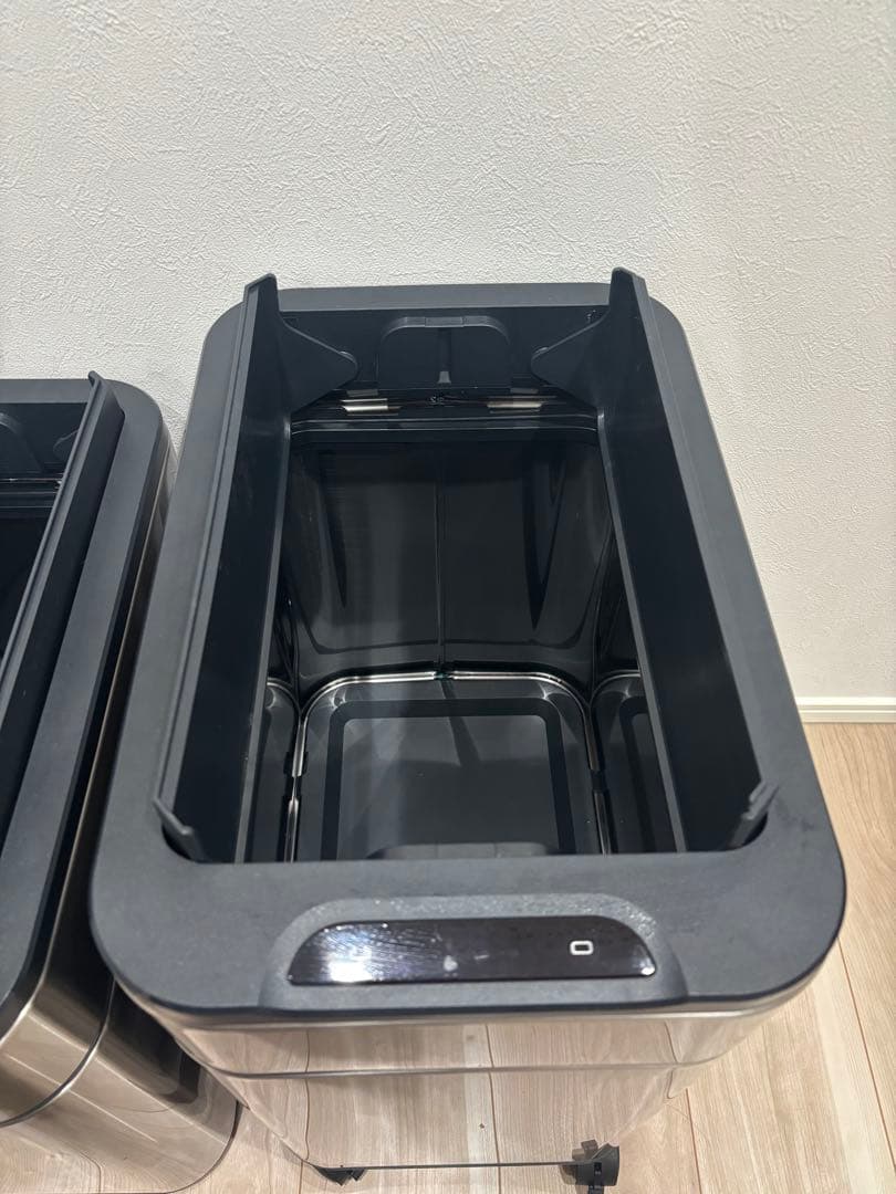 【美品】40L 自動開閉式ゴミ箱シルバー　センサー式ステンレスゴミ箱　2個セット