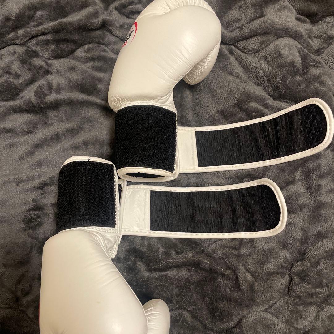 TWINS SPECIAL ボクシンググローブ 8oz ホワイト