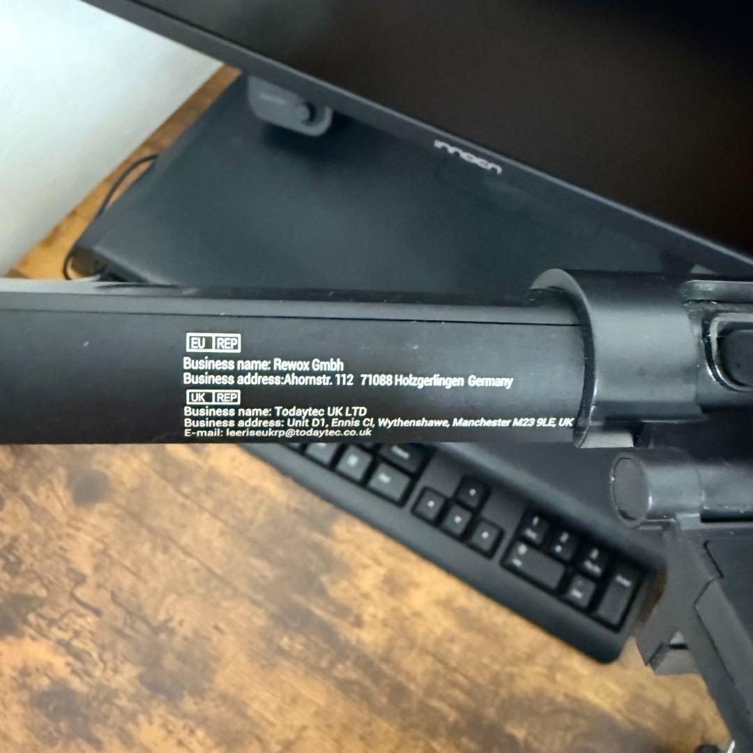 INNOCN 27C1U 4K モニター 27インチ　モニターライトセット