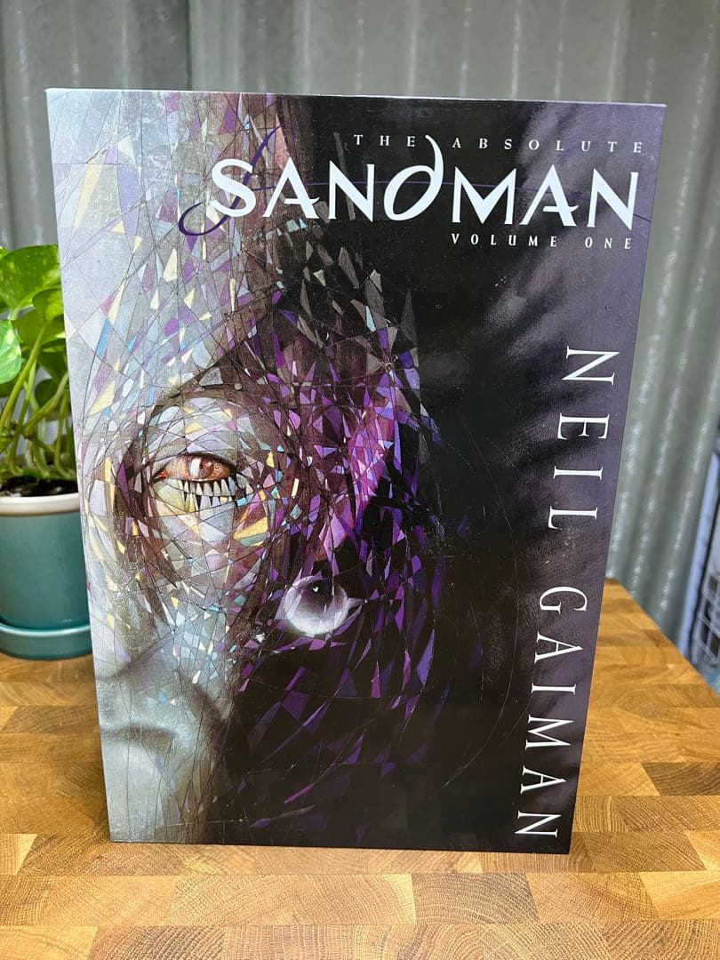 洋書 THE ABSOLUTE SANDMAN VOLUME ONE