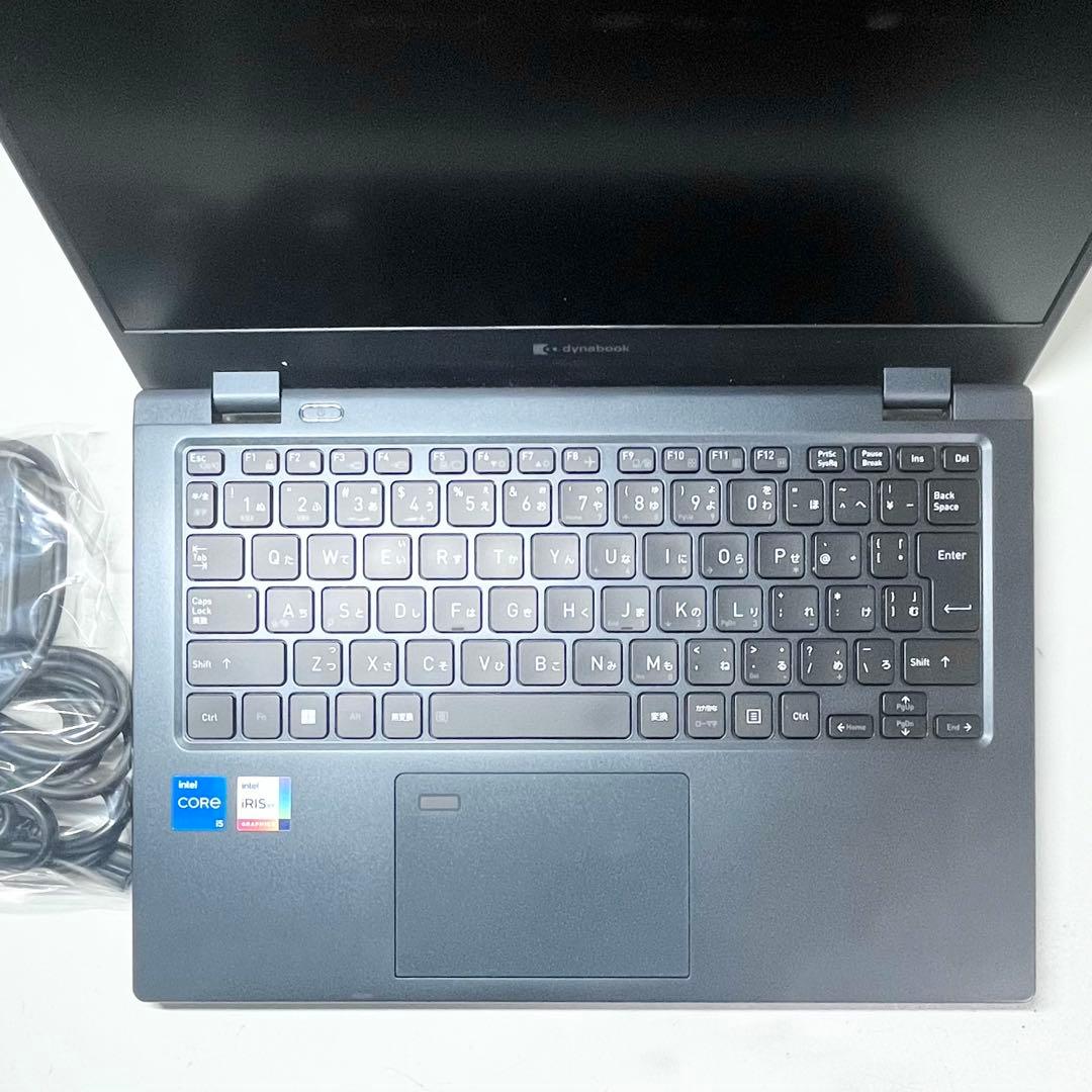 【極美品】dynabook G83/KW 16GB i5 第12世代 2023年