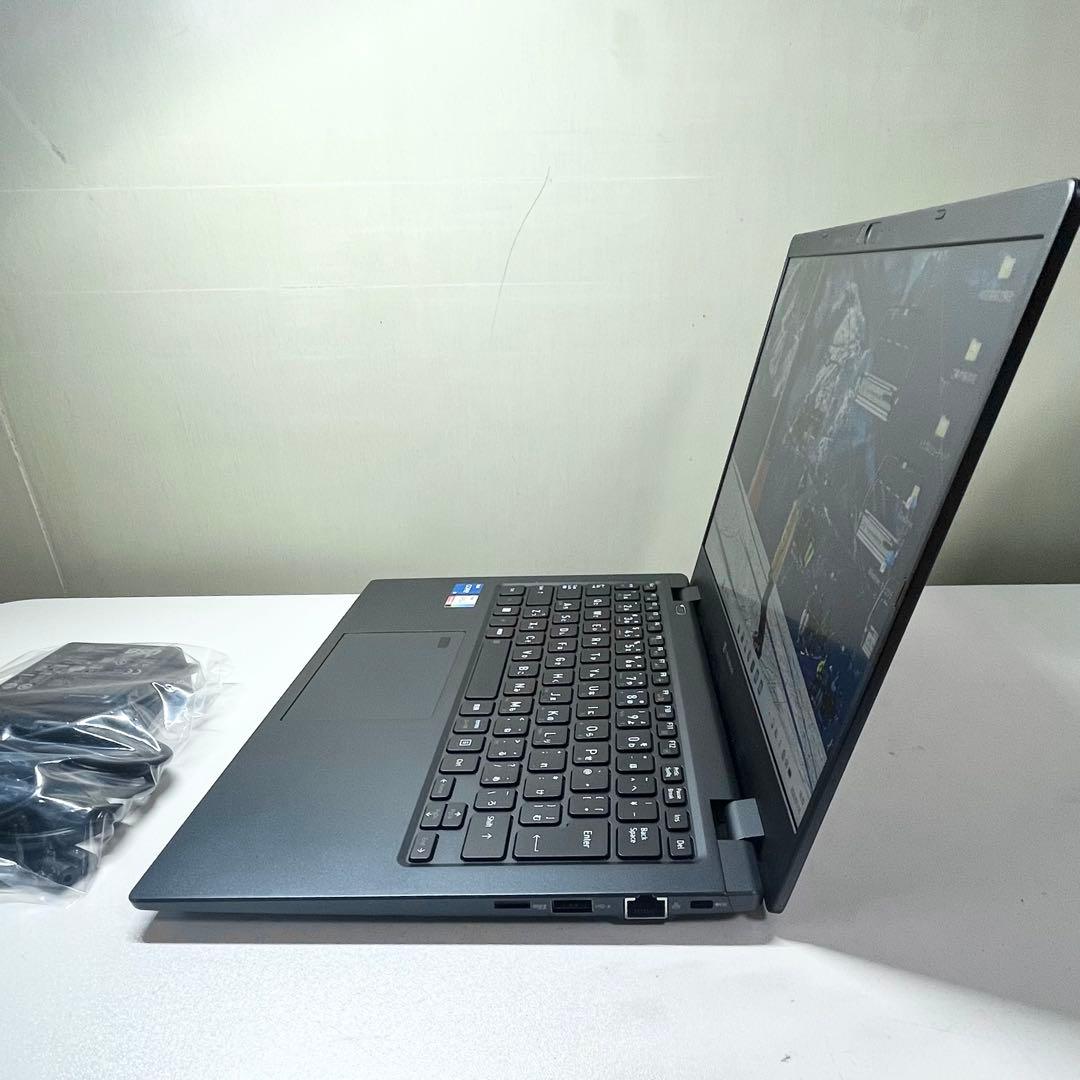 【極美品】dynabook G83/KW 16GB i5 第12世代 2023年