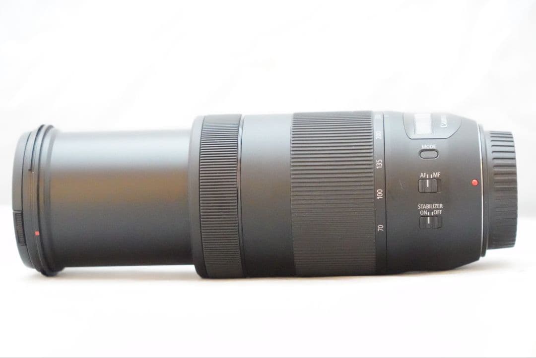 人気のⅡ型☆キャノン EF 70-300㎜ F=1:4-5.6 IS Ⅱ USM