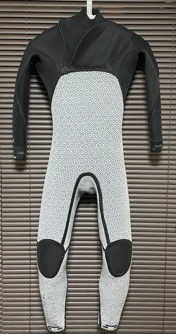 VISSLA ヴィスラ セミドライ フルスーツ 裏起毛 フロントジップ