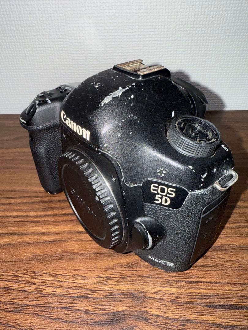 ［ジャンク品］Canon 5D markⅲ バッテリーグリップ付き