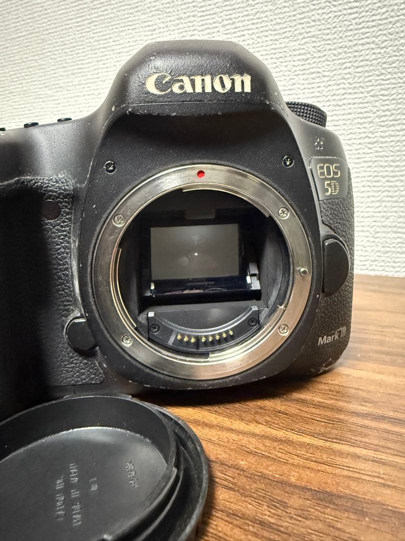［ジャンク品］Canon 5D markⅲ バッテリーグリップ付き