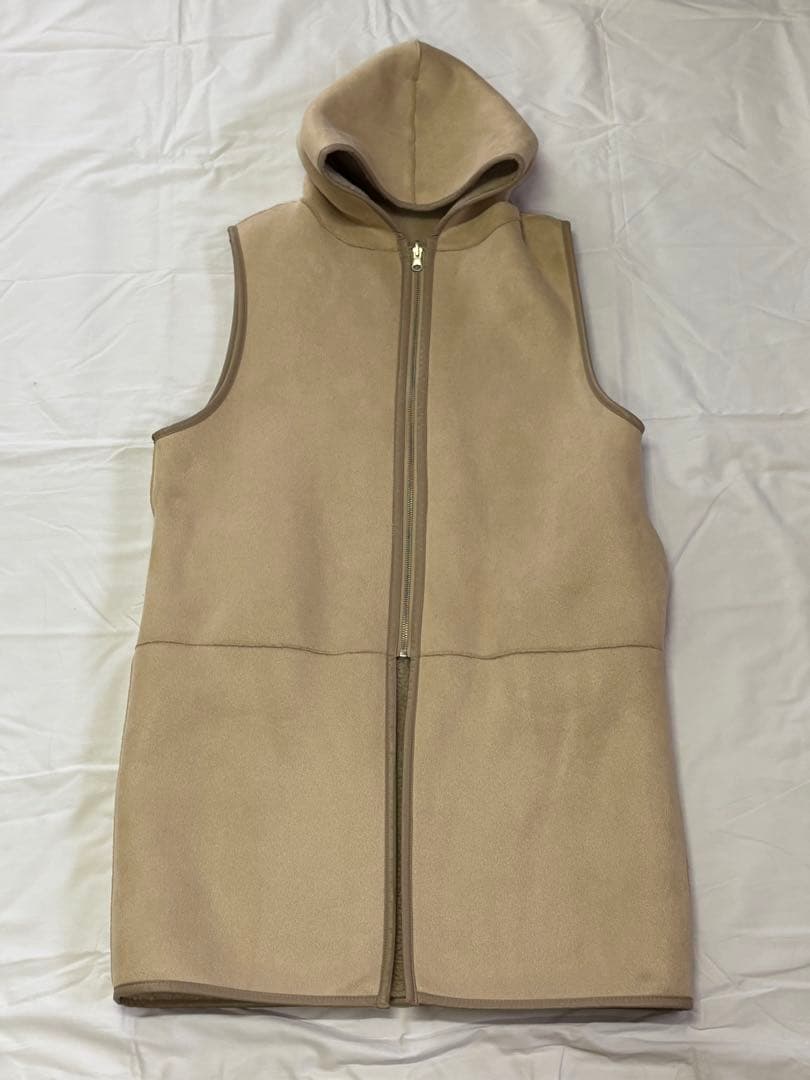 ウィムガゼット 【THE PAUSE】ボアフードロングジレ