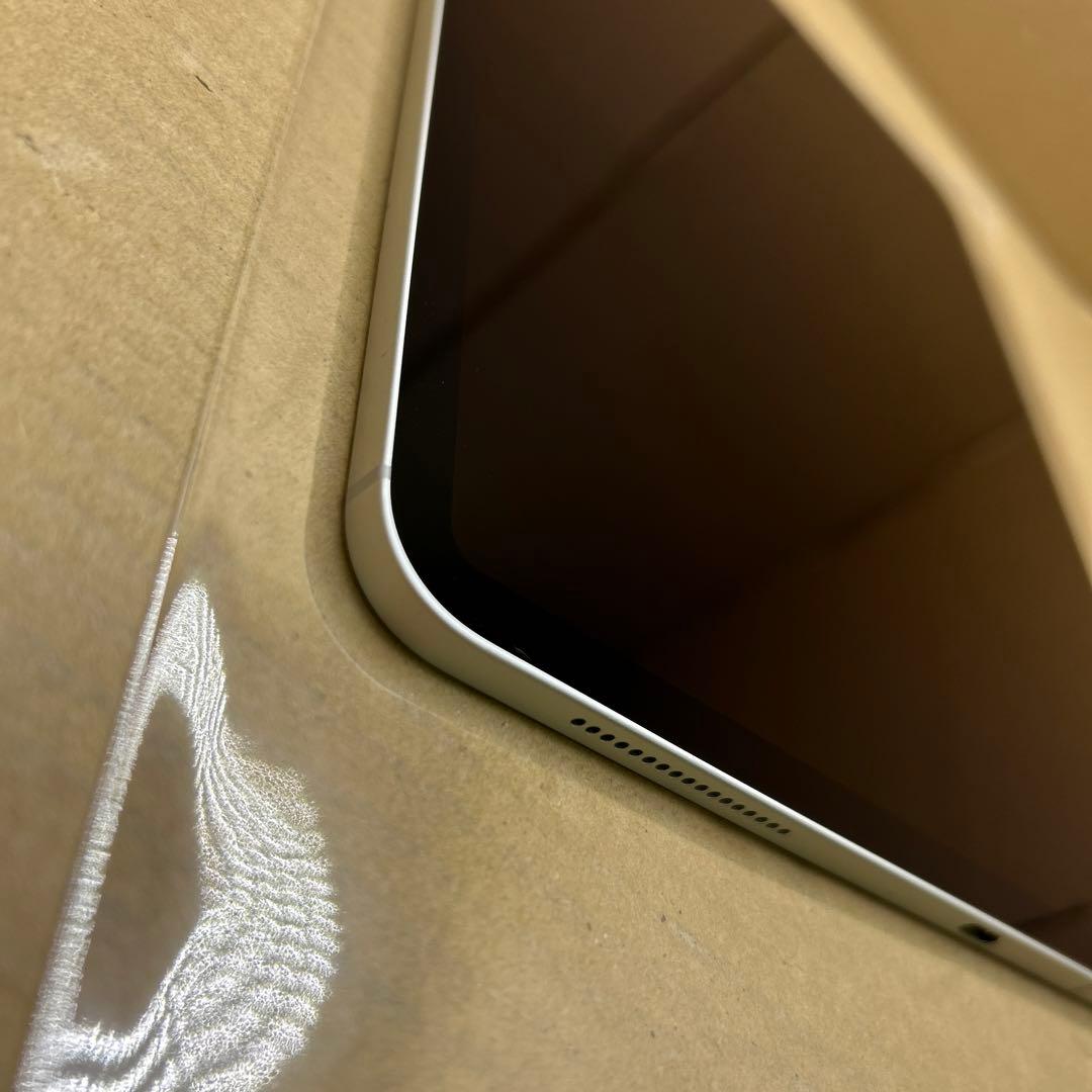 iPad Pro 12.9インチ (第３世代) Wi-Fi + Cellular