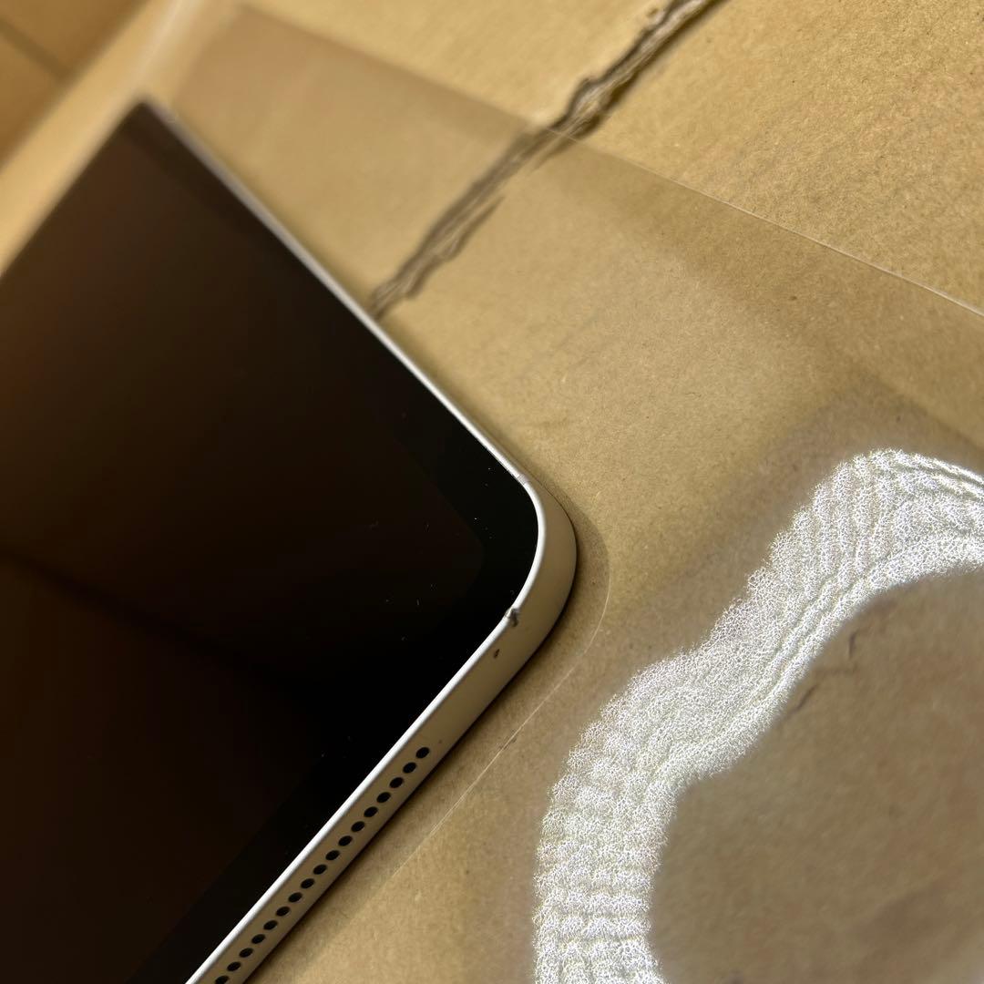 iPad Pro 12.9インチ (第３世代) Wi-Fi + Cellular