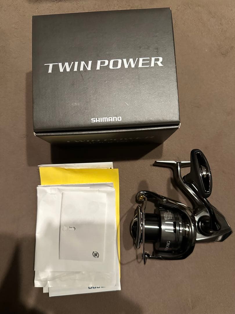 SHIMANO TWIN POWER 4000XG ツインパワー