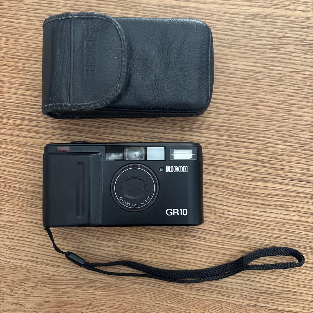 RICOH GR10 コンパクトフィルムカメラ