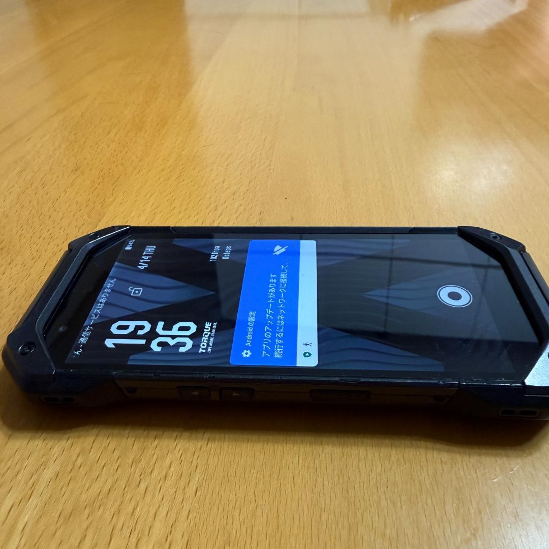 トルク５G　 KYG01 128GB SIMロックあり　SIM無　動作不良なし