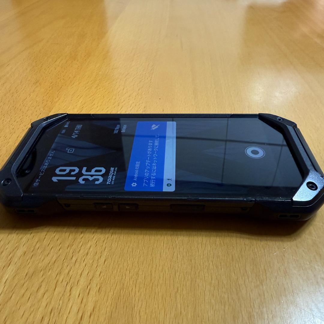 トルク５G　 KYG01 128GB SIMロックあり　SIM無　動作不良なし