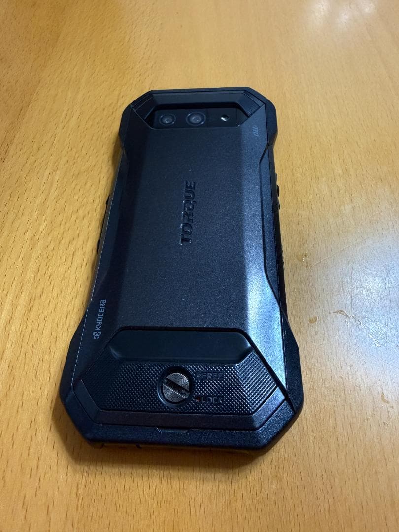 トルク５G　 KYG01 128GB SIMロックあり　SIM無　動作不良なし