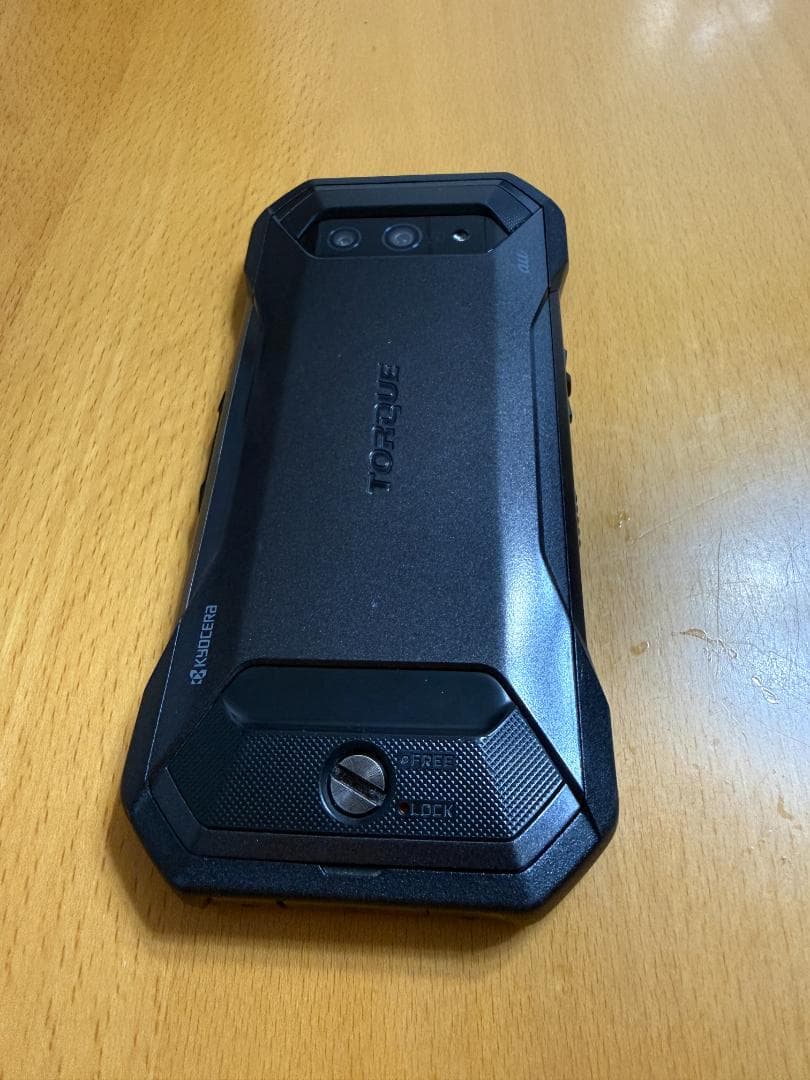 トルク５G　 KYG01 128GB SIMロックあり　SIM無　動作不良なし